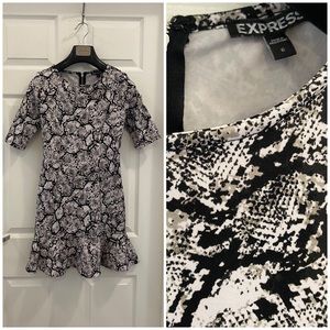 Stretch Snake Print Flounce Dress